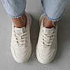 Кросівки жіночі шкіряні 589497 Молочні розпродаж