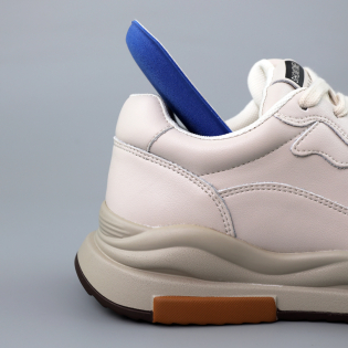 Кроссовки женские кожаные 589920 Бежевые распродажа фото 2