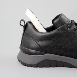 Кроссовки мужские кожаные 589952 Черные распродажа фото 2