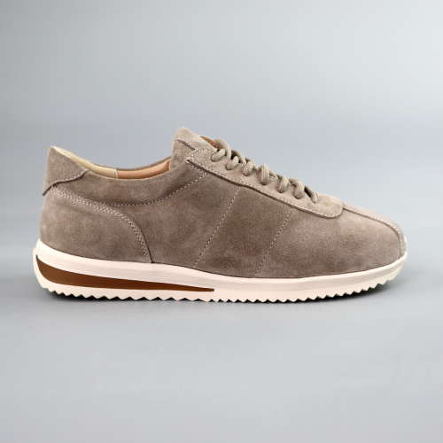 Кросівки жіночі замшеві 591461 Темно-бежеві розпродаж