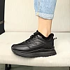 Кросівки жіночі зимові 586626 Чорні розпродаж