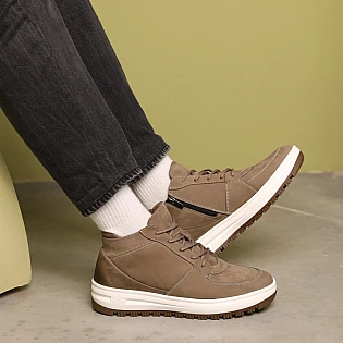 Кеды кожаные зимние 587481 Бежевые распродажа