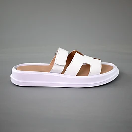 Шльопанці жіночі 592337 Білі фото 1