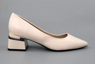 женские туфли на низком каблуке