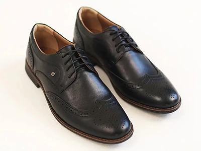 чорні туфлі чоловічі