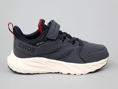 купити підліткові кросівки шкіряні