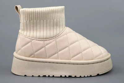 Жіночі уггі бежеві