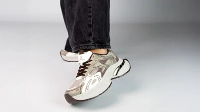 Жіночі кросівки з високою об’ємною підошвою, комбіновані, модний chunky дизайн