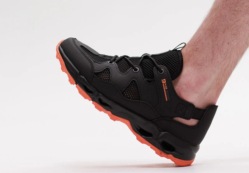 чорні кросівки чоловічі