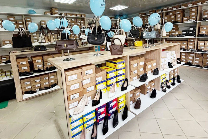 асортимент туфлів в Сезоні