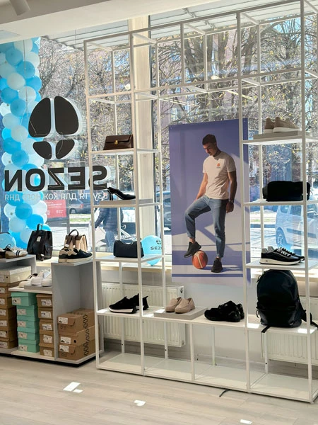 витрина магазина сезон