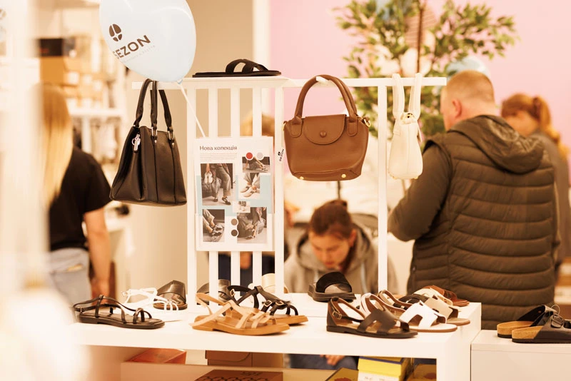 купити сандалі в Чорткові