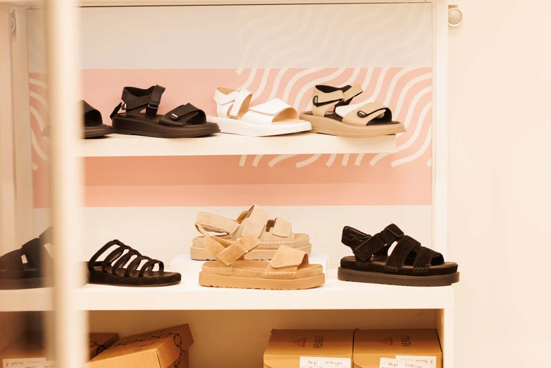 сандалі в магазині Sezon