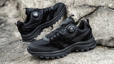 мужские черные кроссовки на тракторной подошве