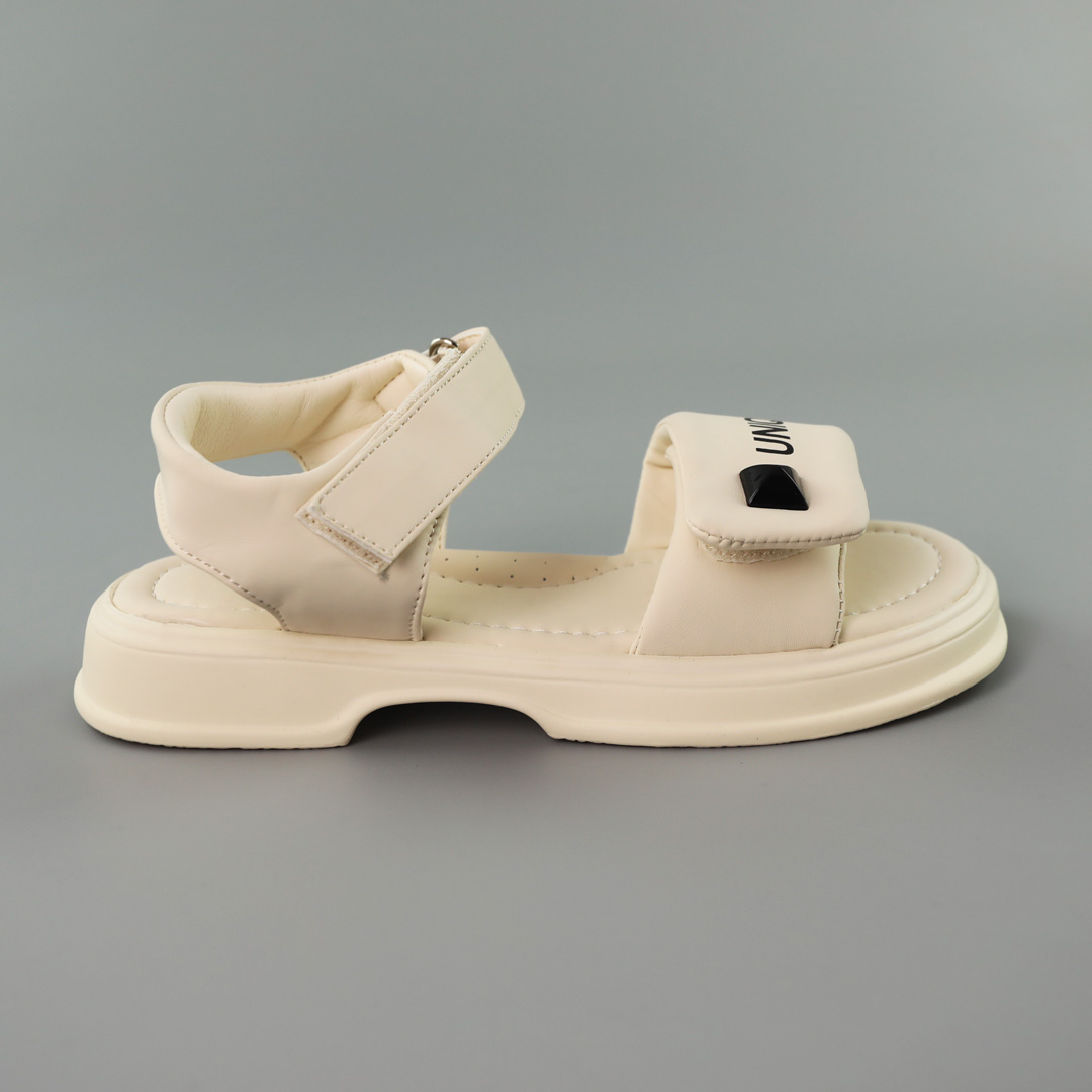 Сандалі дитячі 589091 Бежеві розпродаж