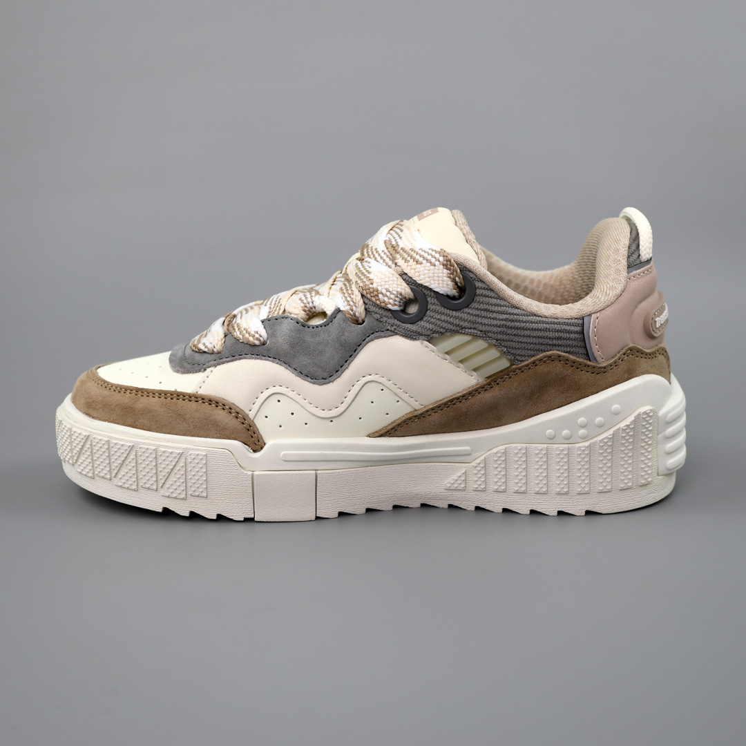 Adidas china market share telefono 2025