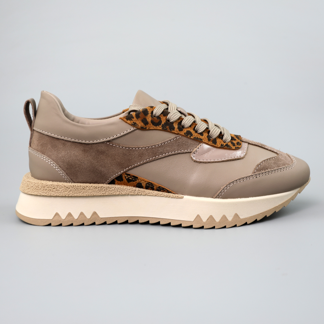 Кросівки жіночі шкіряні 589904 Бежеві розпродаж