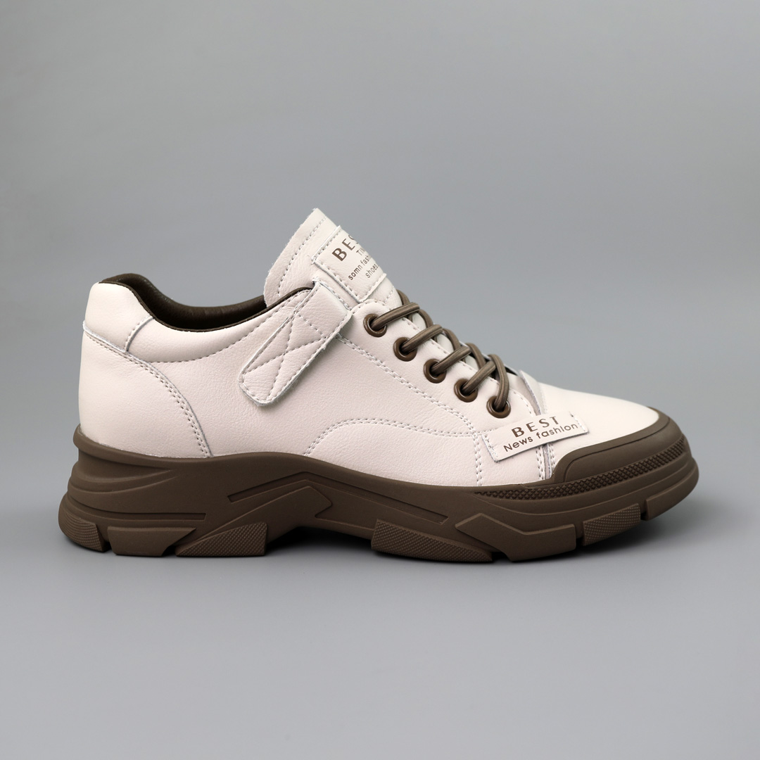Кроссовки женские осенние кожаные 590102 Молочные