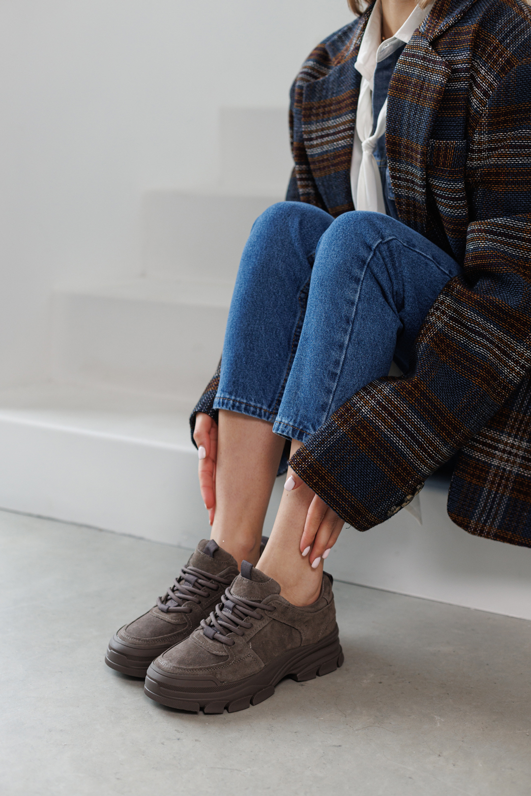 Кроссовки женские замшевые 590218 Серые коричневые распродажа