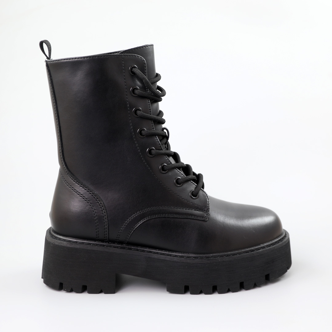 Ботинки женские кожаные байка 590231 Черные распродажа