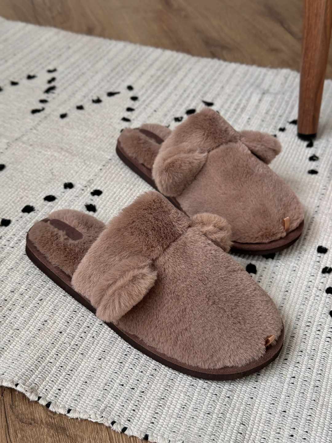 Домашние тапочки меховые с ушками 590807 Бежевые