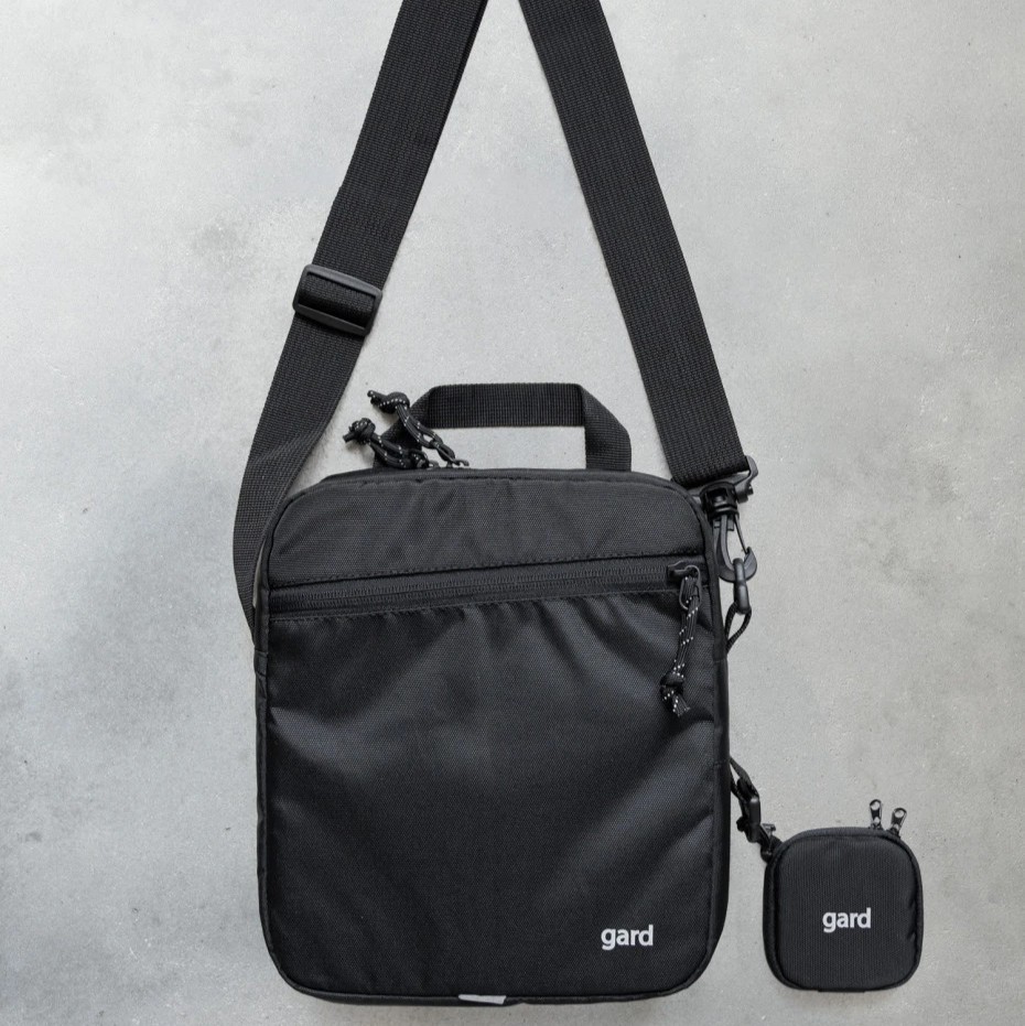 Сумка мессенджер POD + ФУТЛЯР ДЛЯ НАУШНИКОВ 593613 Черная