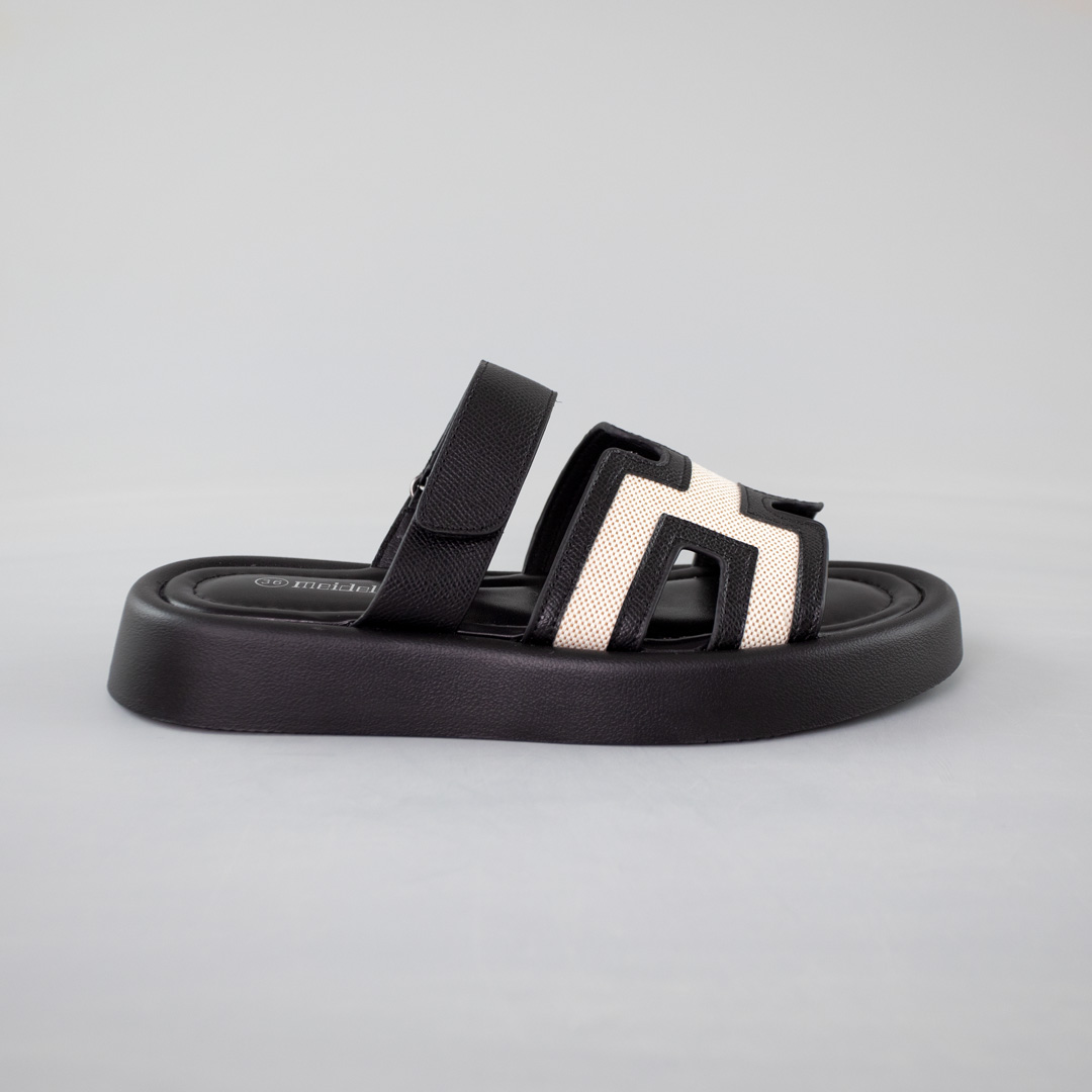 Шлепанцы женские 592341 Черные