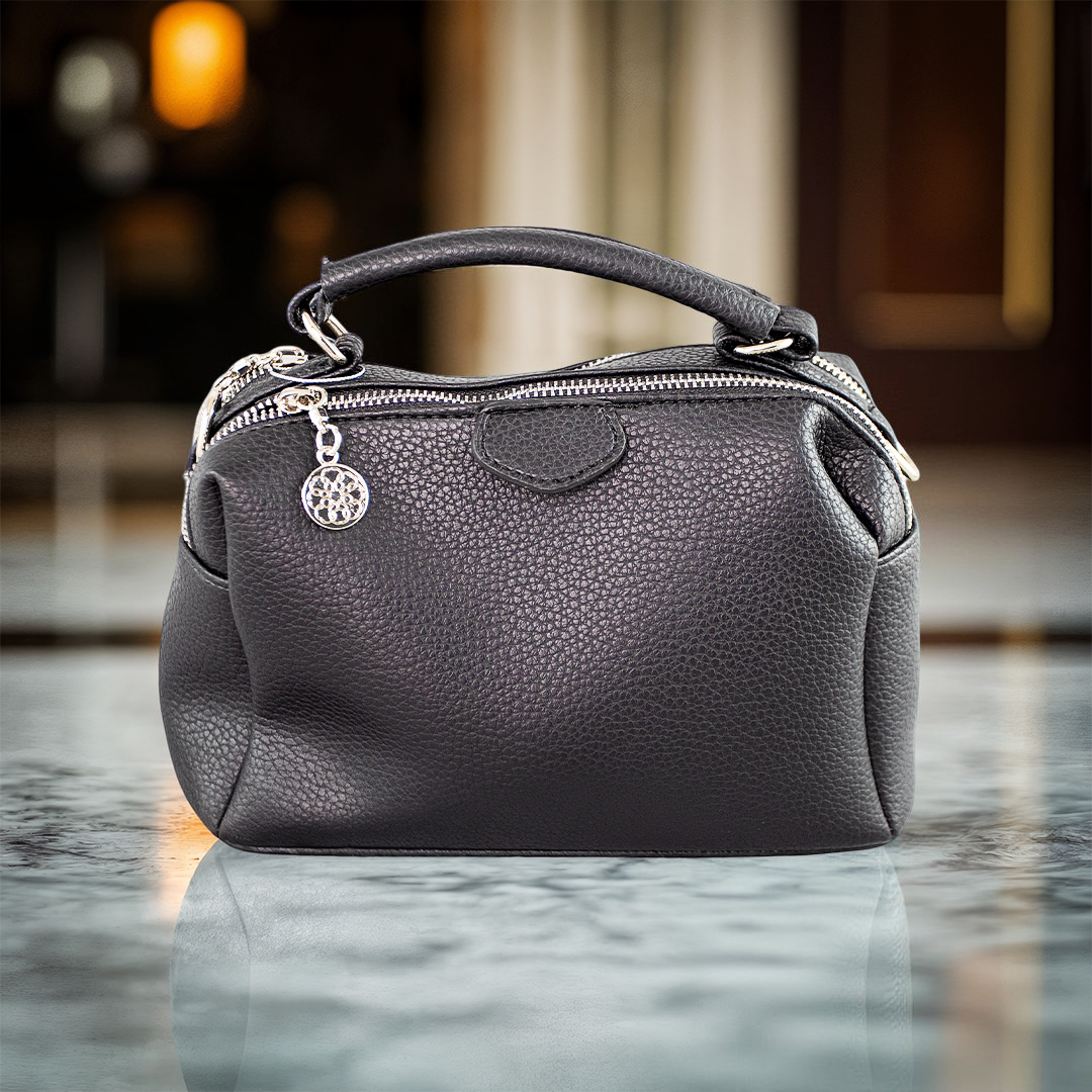 Невелика жіноча сумка крос-боді з екошкіри 593214 Чорна