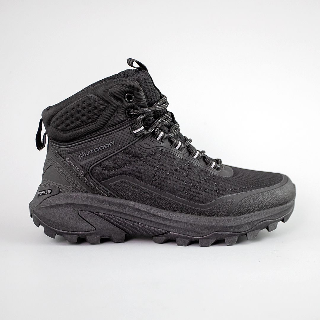 Кросівки чоловічі вологостійкі на хутрі 593418 Чорні  розпродаж