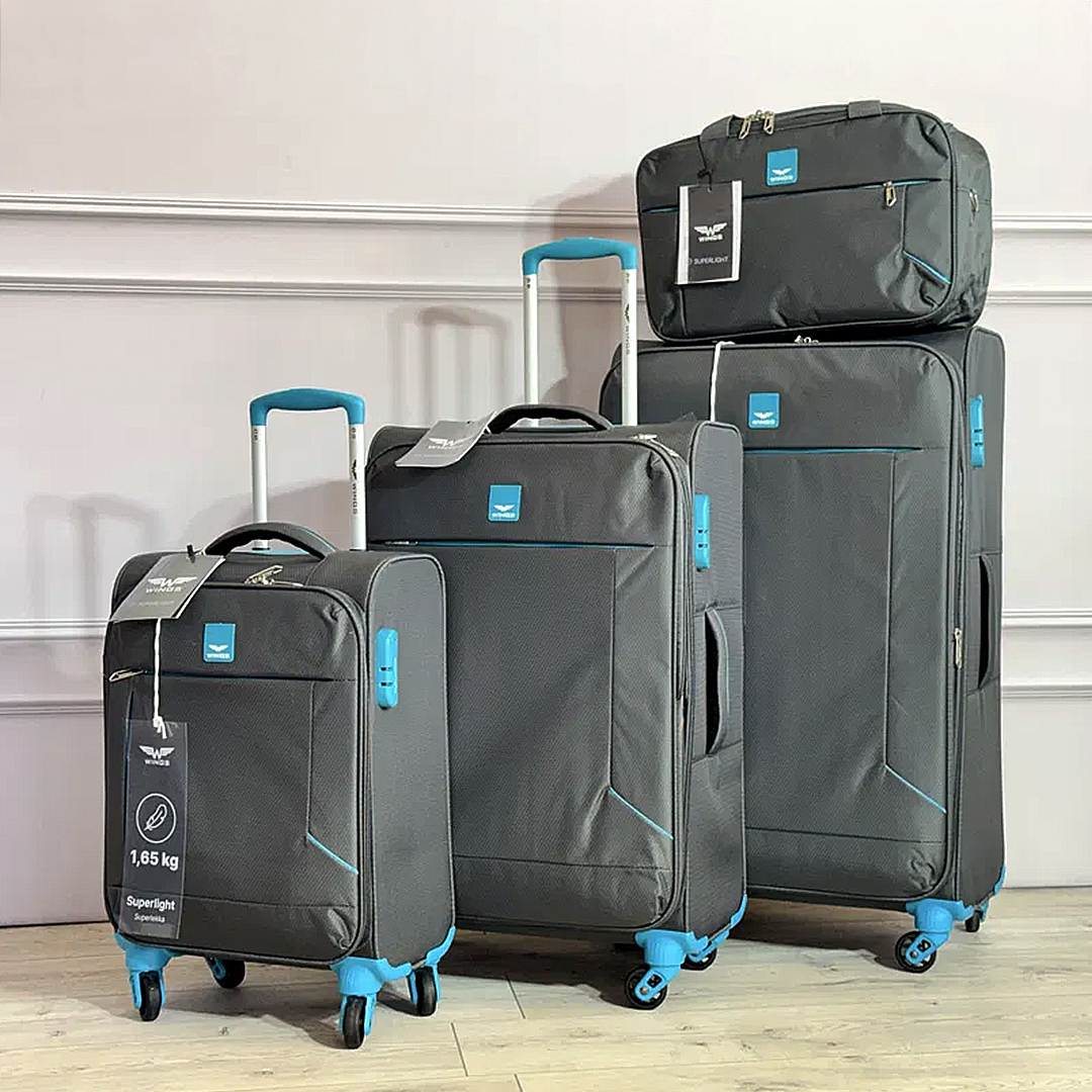 Валіза середня 28 л 594014 Чорна