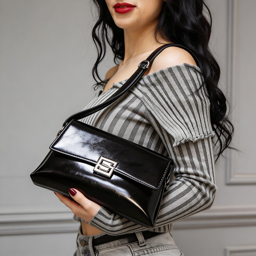 Стильна жіноча сумка-клатч 594481 Чорна