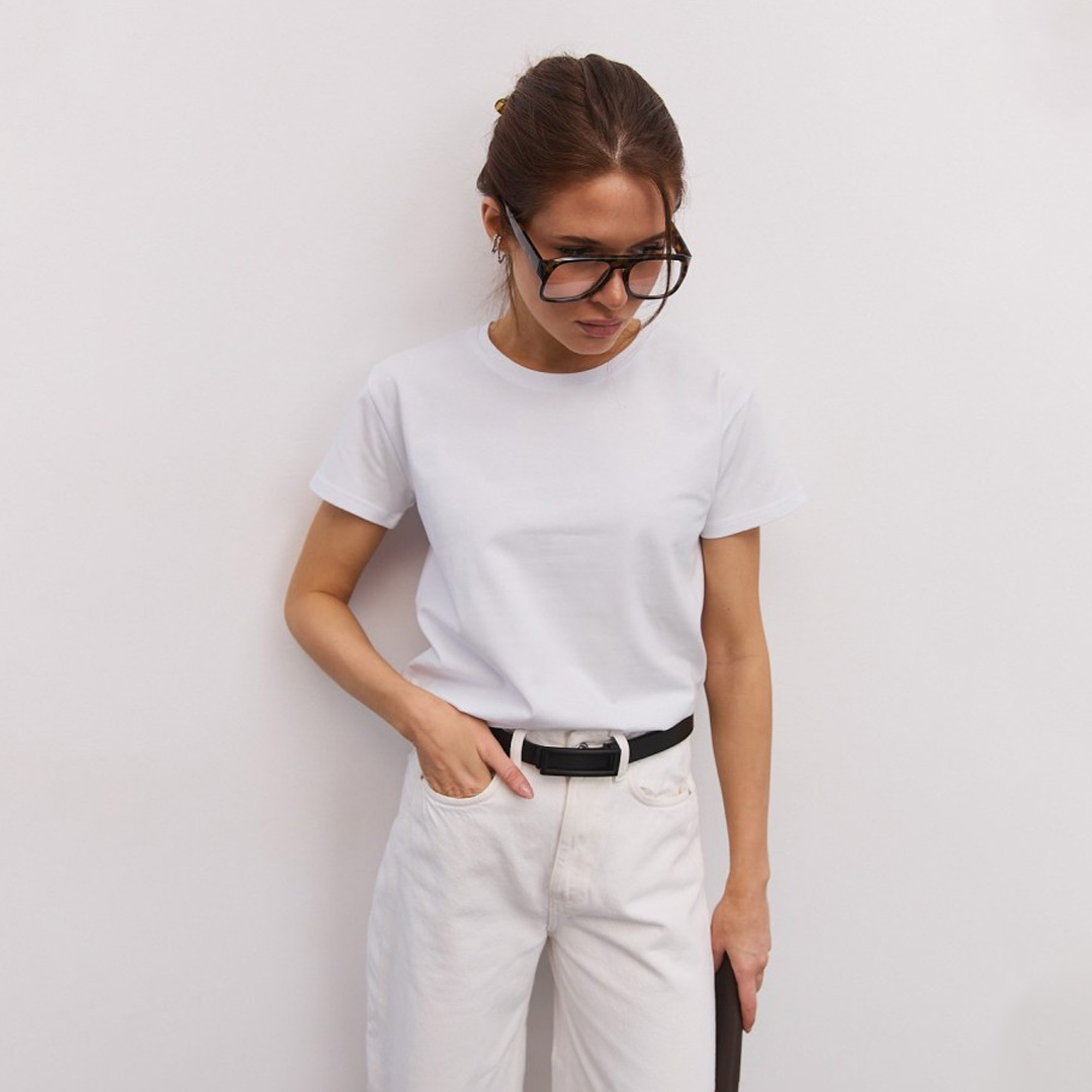 Футболка жіноча базова 594937 Біла