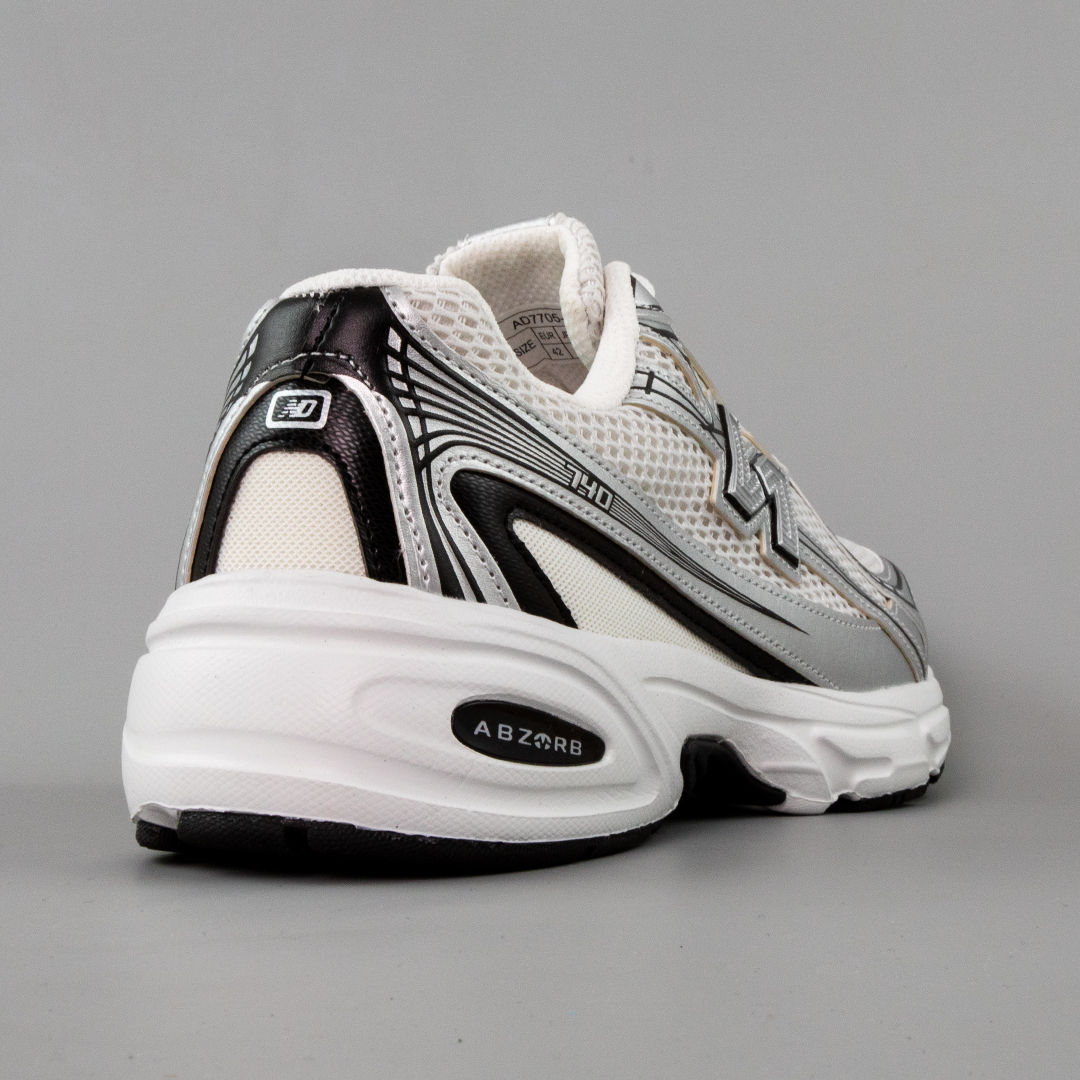 CVIEILLE cinqホワイト Кросівки чоловічі 👟 New Balance 530 Silver Metallic (U530ESA