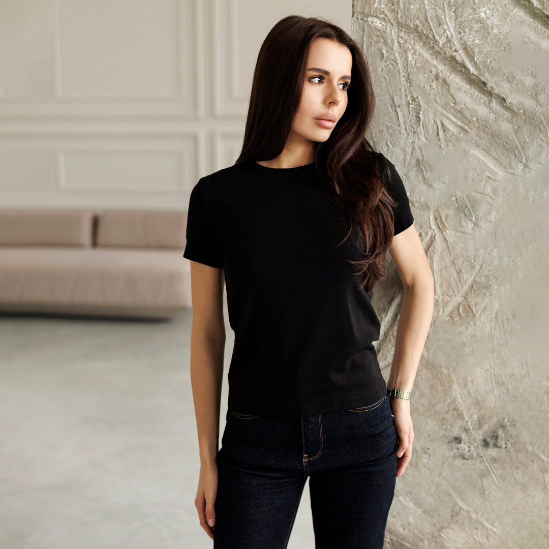 Футболка жіноча 595150 Чорна