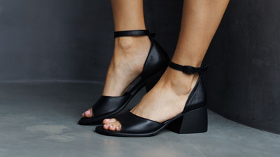 босоніжки відкриті